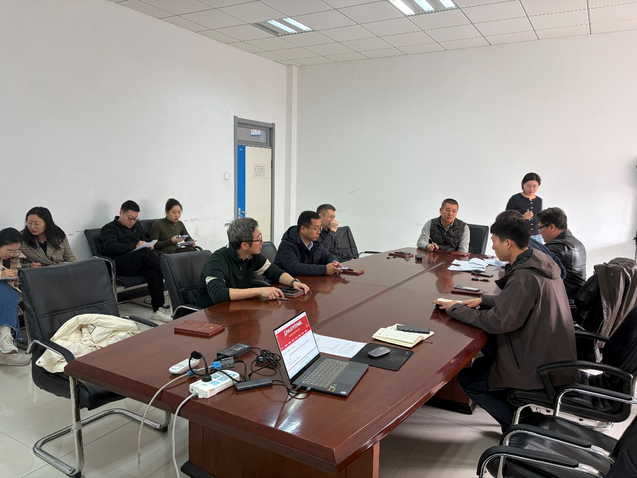 鹽堿地黨支部開展樹立和踐行正確政績觀學習教育并召開2025年度組織生活會